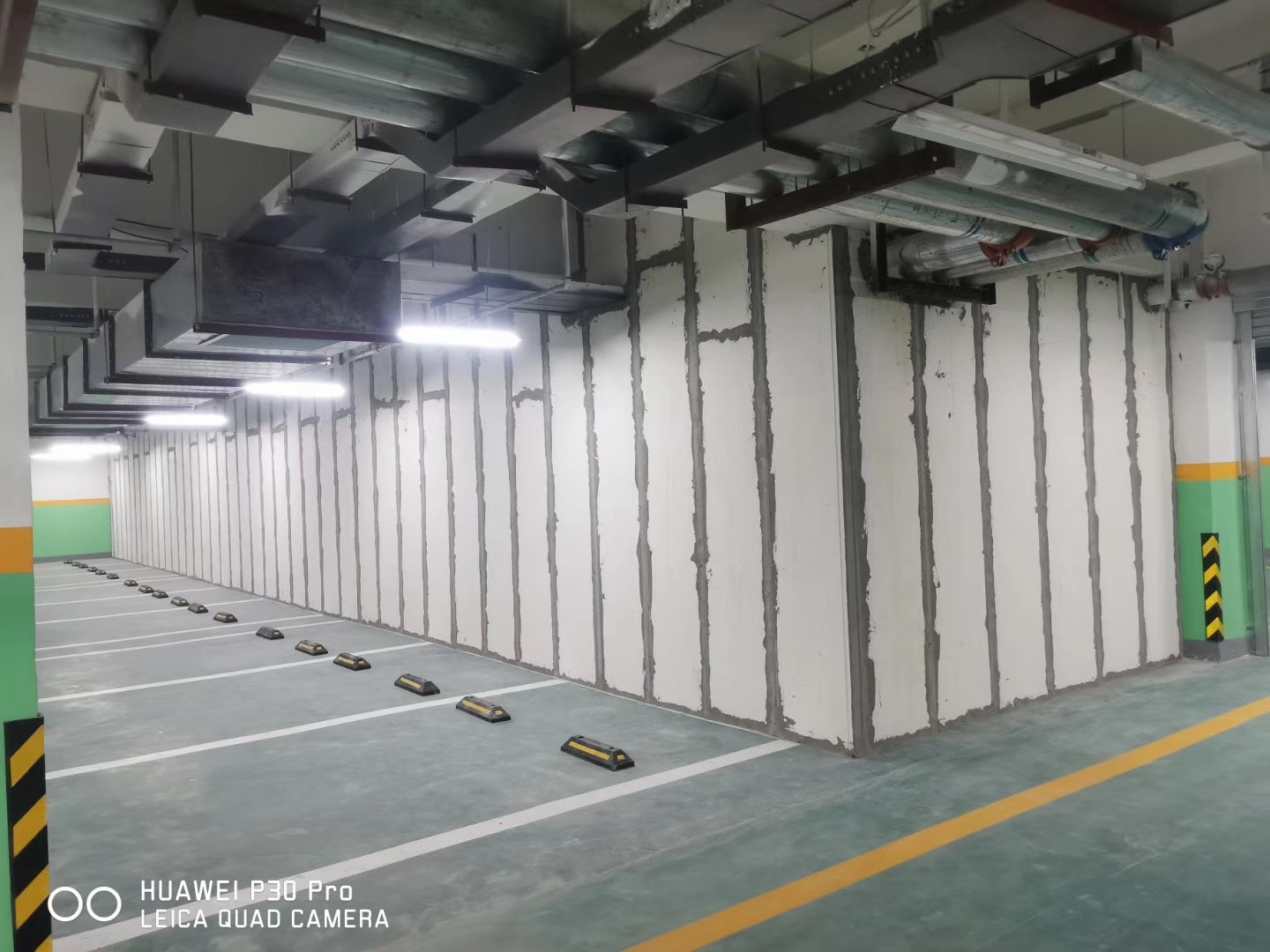 新型輕質拼裝式隔墻板的產品種類有哪些